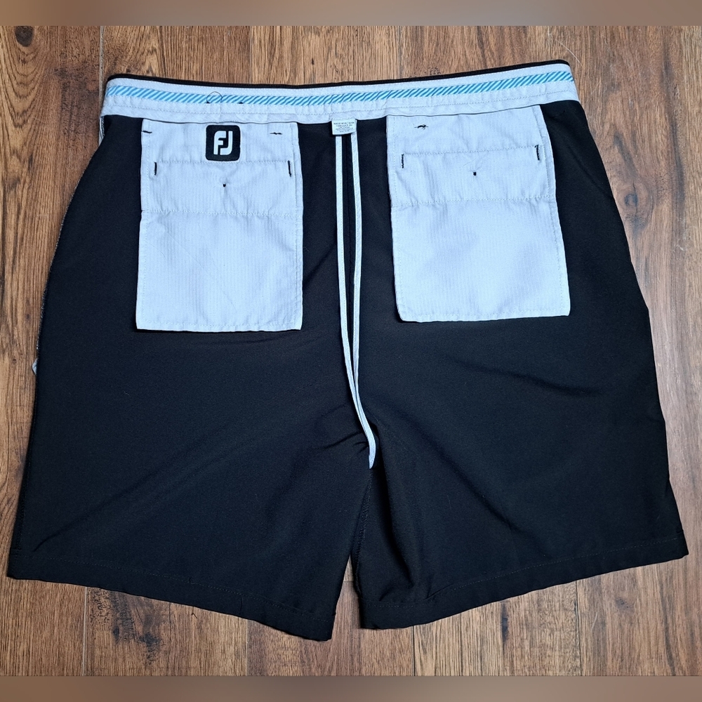 FootJoy Men's Black Golf Shorts Classic Fit 8" Inseam Size 38 Actual 39 - Picture 6 of 8